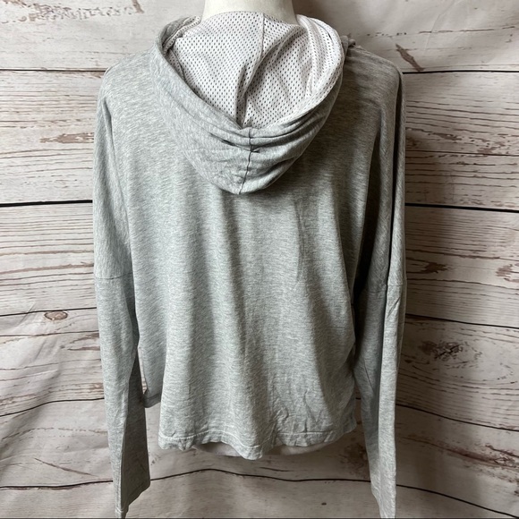 Puma Lightweight Hoodie - Picture 5 of 7